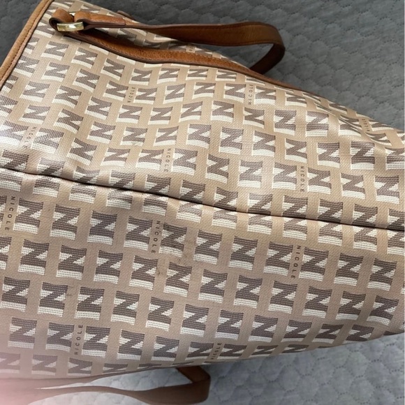 Nicole St Gilles Paris tote - Picture 10 of 10